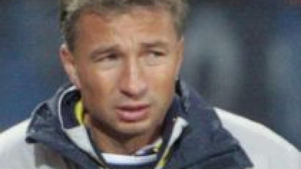 dan petrescu furios pe arbitrajul de la supercupa nu mai stau mult in romania