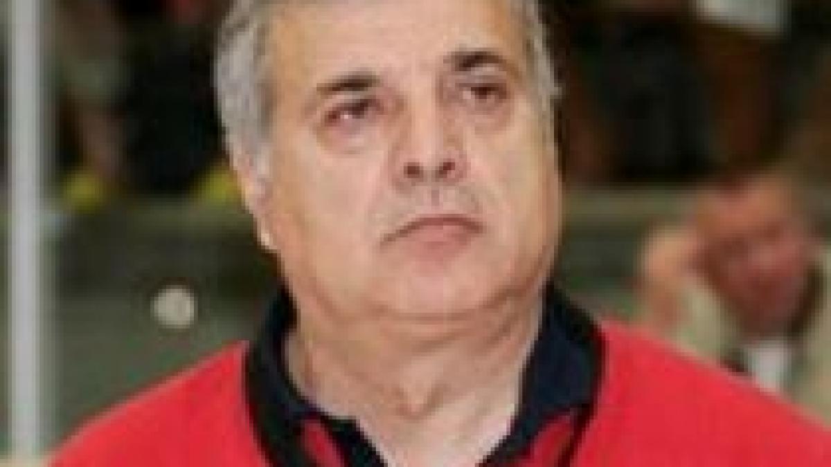 lucian rasnita reputat antrenor de handbal acuzat de jucatoare de hartuire sexuala