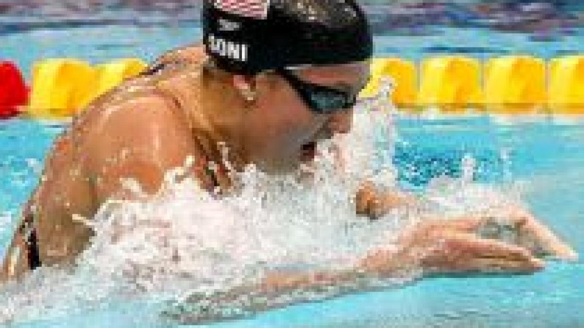 natatie rebecca soni record mondial la 100 de metri bras inca din semifinale