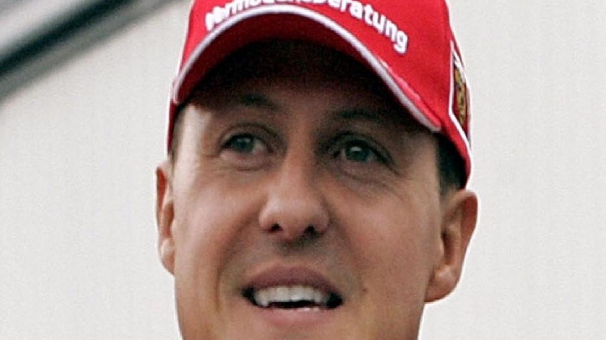 schumacher revine in marele circ pilotul de formula 1 ii va tine locul lui massa la ferrari video