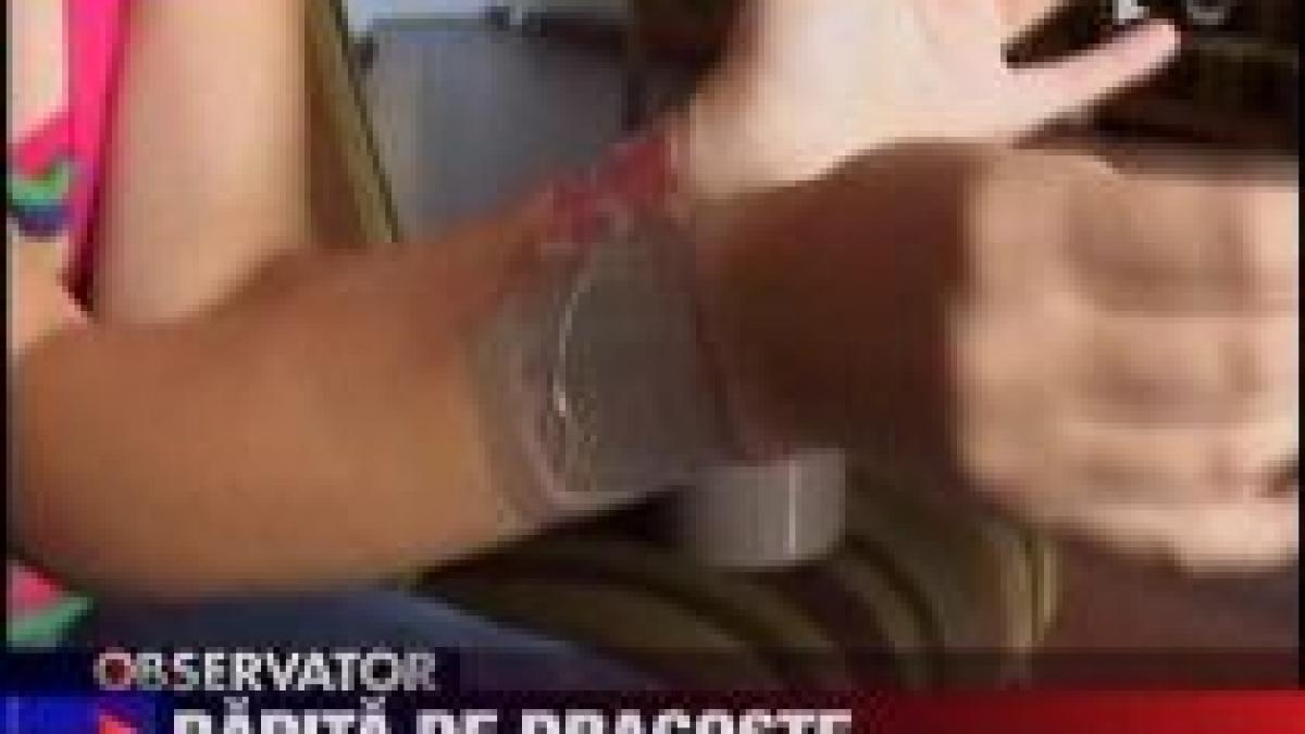 o tanara din galati si a inscenat rapirea pentru a si recastiga iubitul video