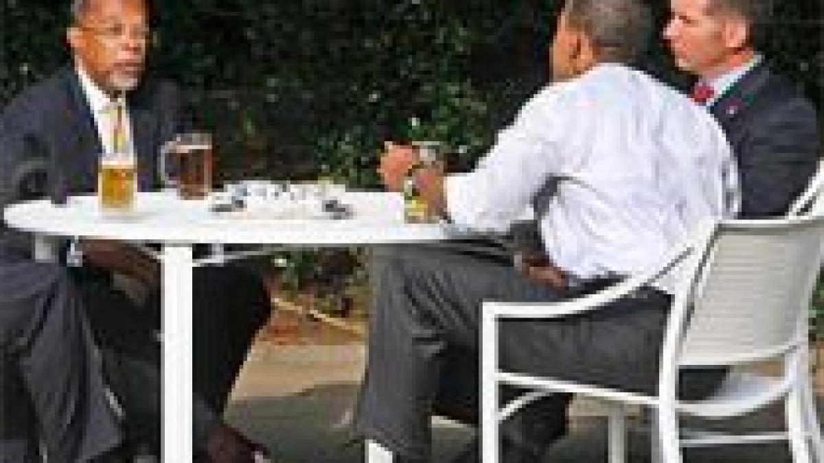 beer summit obama pierde din popularitate in scandalul arestarii profesorului de culoare dar invita