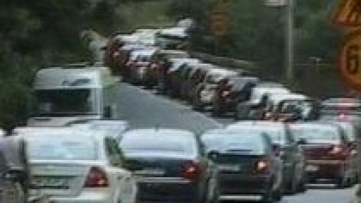 aglomeratie pe valea prahovei coloanele de masini au depasit 10 km