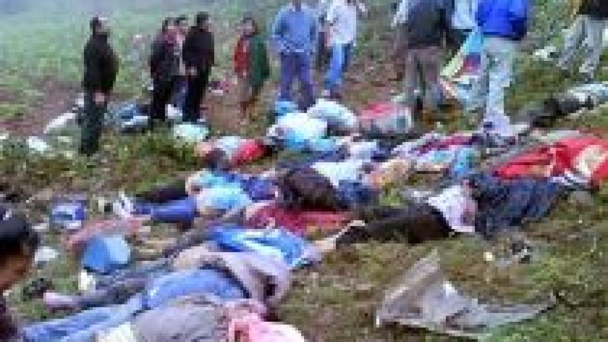 grav accident rutier in peru 17 oameni au murit