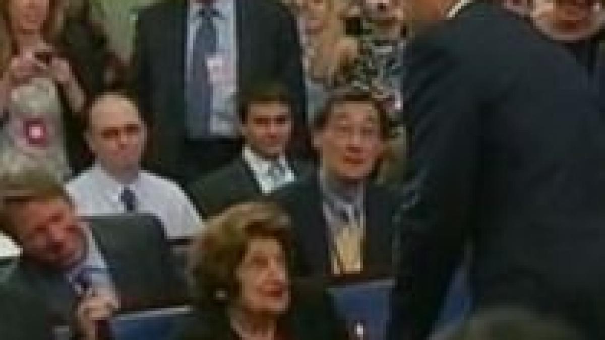 obama si a serbat ziua de nastere alaturi de jurnalista helen thomas veterana casei albe video