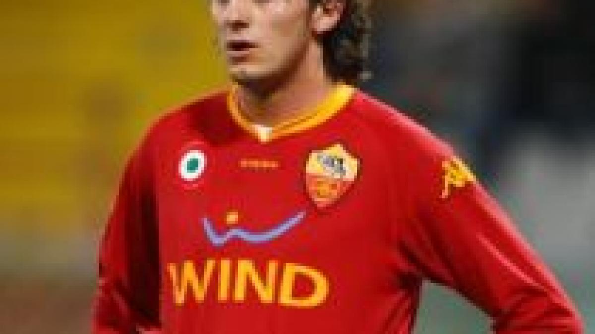 acord intre as roma si liverpool pentru aquilani italianul il va inlocui pe xabi alonso