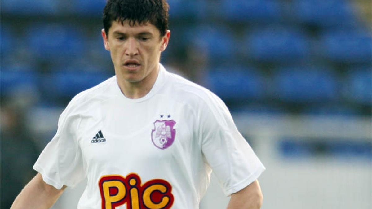 steaua da lovitura pe piata transferurilor l a transferat pe cristi tanase