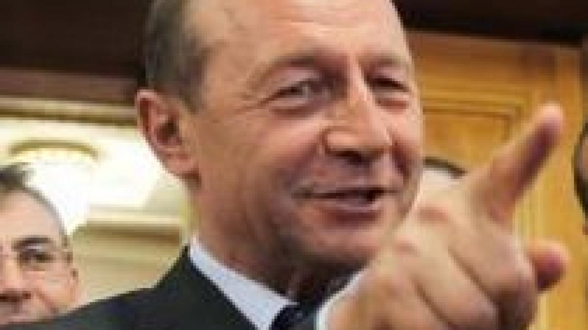 traian basescu independent la alegerile prezidentiale un scenariu din ce in ce mai vehiculat