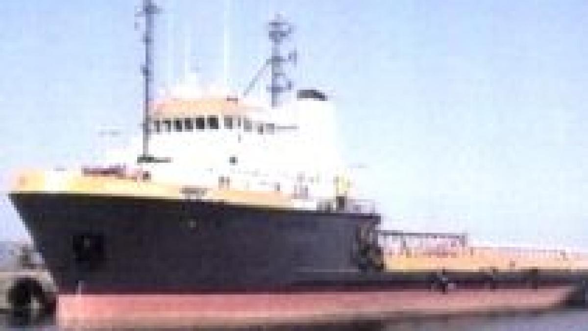 cei cinci marinari romani luati ostateci de piratii somalezi in golful aden au fost eliberati