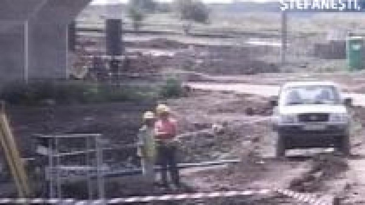 Ilfov. Un muncitor a murit după ce şoferul unei macarale a făcut o manevră greşită (VIDEO)
