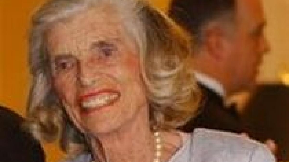 a murit eunice kennedy sora presedintelui asasinat in 63 si soacra lui arnold schwarzenegger