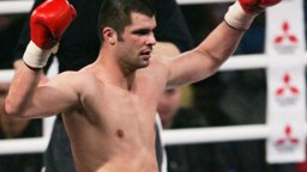 daniel ghita a castigat k1 tokyo si s a calificat in premiera la final elimination