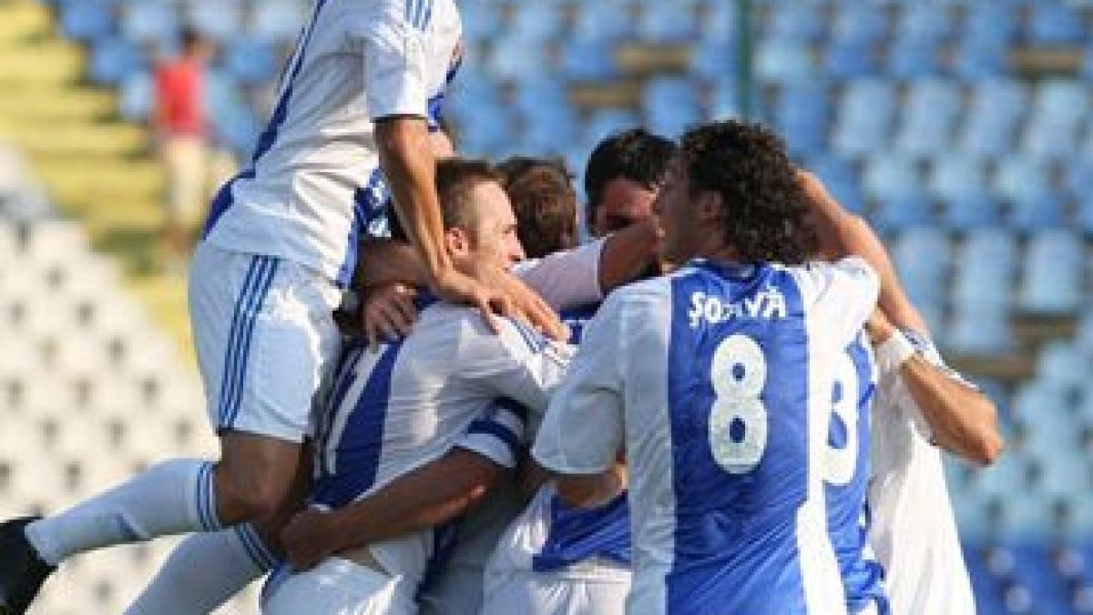 u craiova a invins lejer targu jiu si pandurii cedeaza prima pozitie in clasament