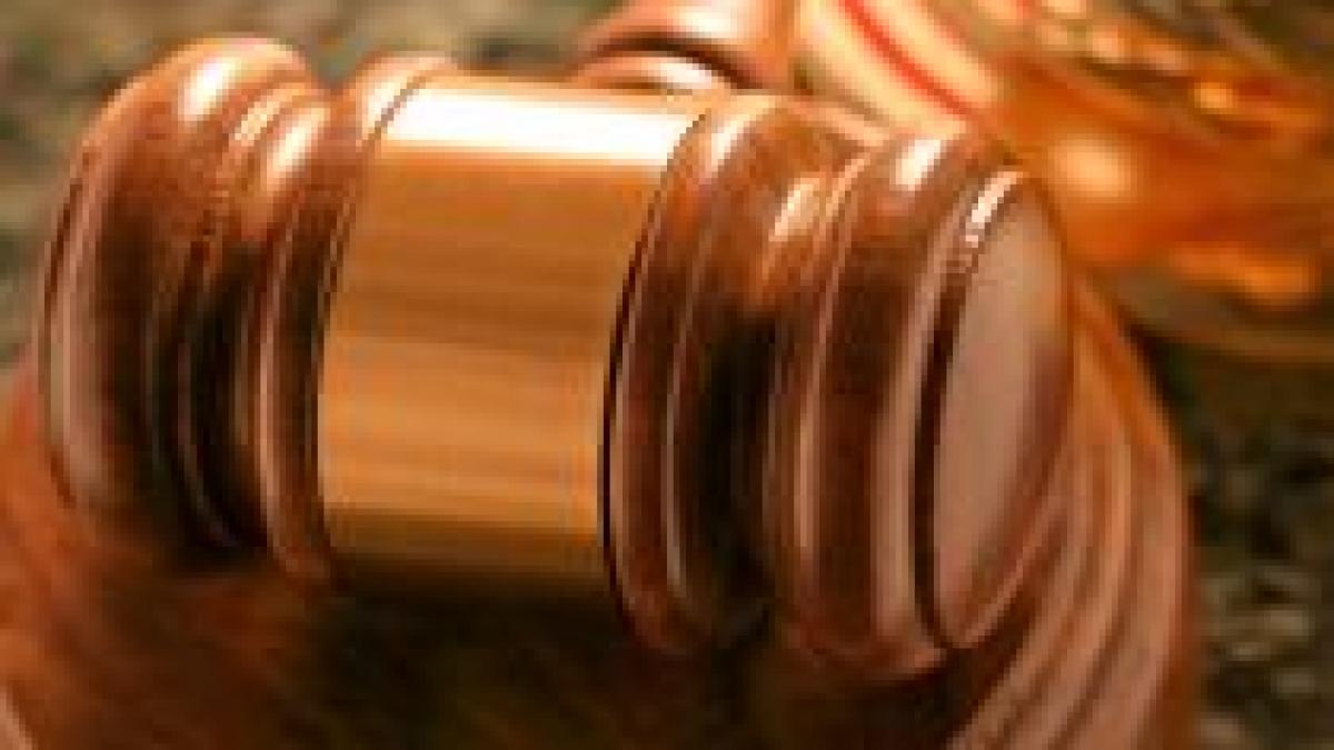 avocatul poporului impunerea celor zece zile de concediu fara plata obligatorie doar prin lege