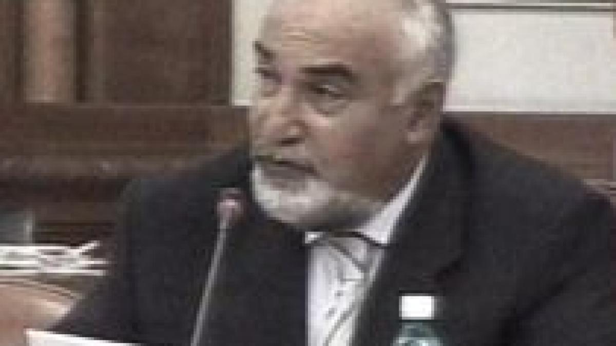 contre intre basescu si vosganian pe tema legilor educatiei video