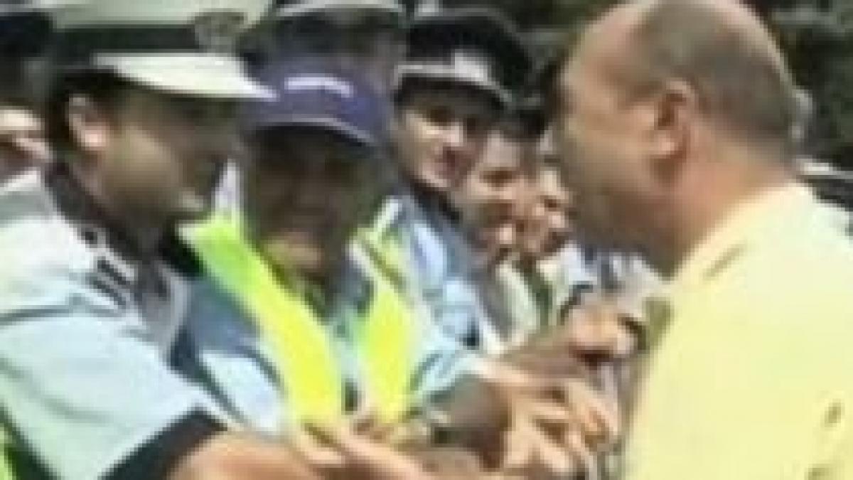 basescu i a invitat pe politisti la palatul cotroceni discutiile vor avea loc duminica la ora 12
