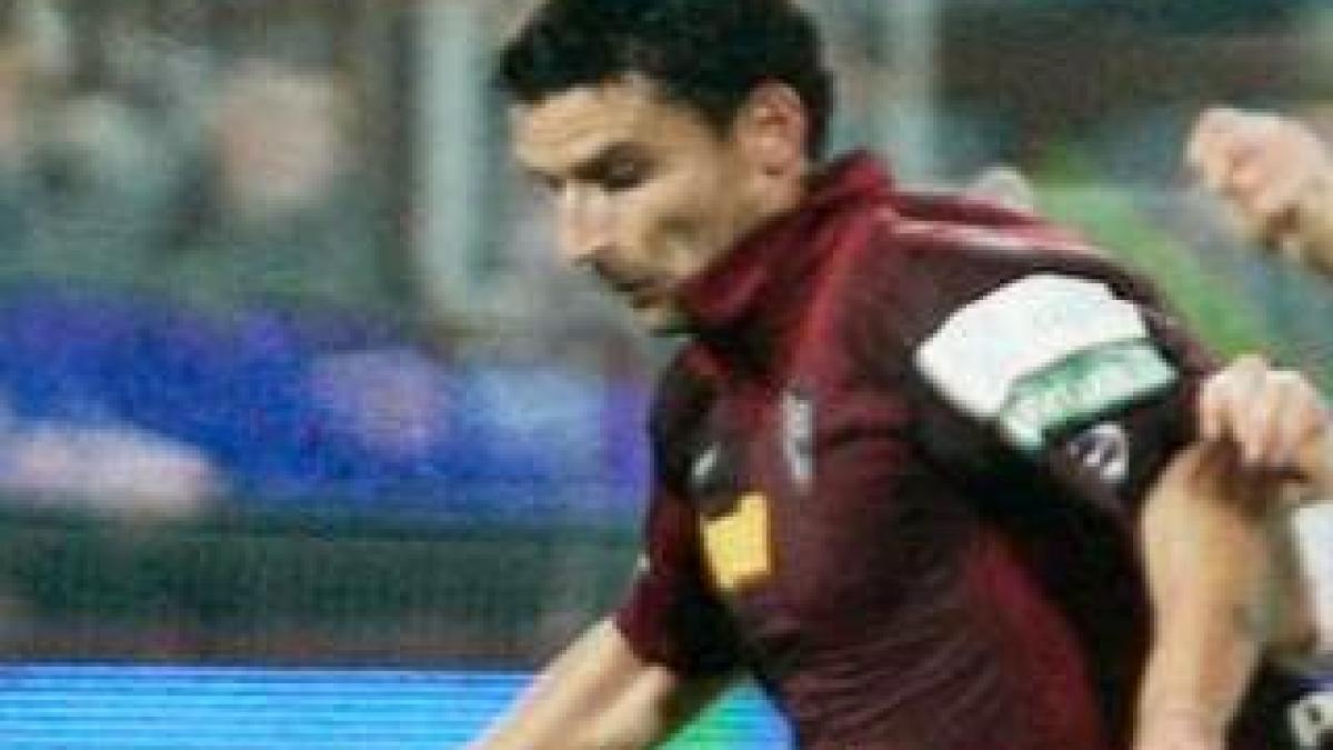 trica si kone suspendati pentru ca au provocat publicul la steaua cfr proumboiu sanctionat in