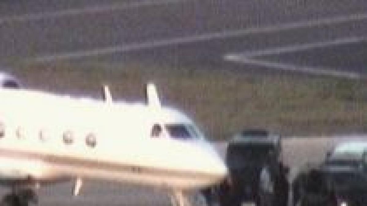 madonna a ajuns la bucuresti 70 000 de oameni asteptati la concertul din parcul izvor video