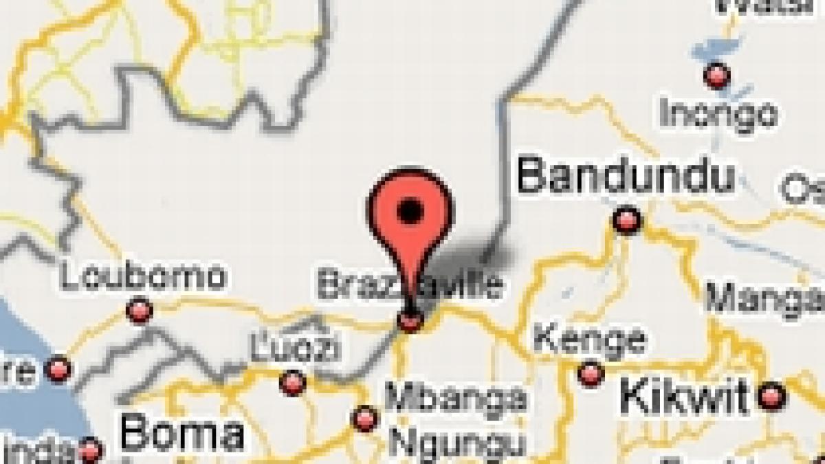 un avion cu trei pasageri la bord s a prabusit intr un cartier al capitalei congoleze