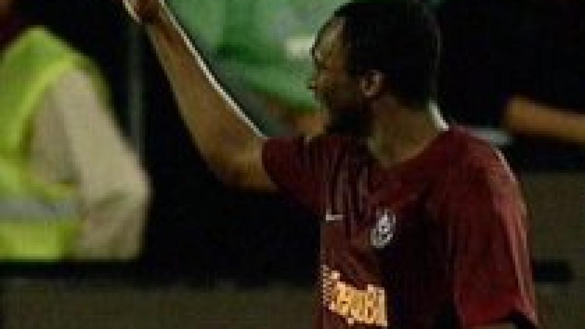 cfr cluj s a calificat in grupele europa league dupa ce arbitrul a mentinut suspansul pana la final