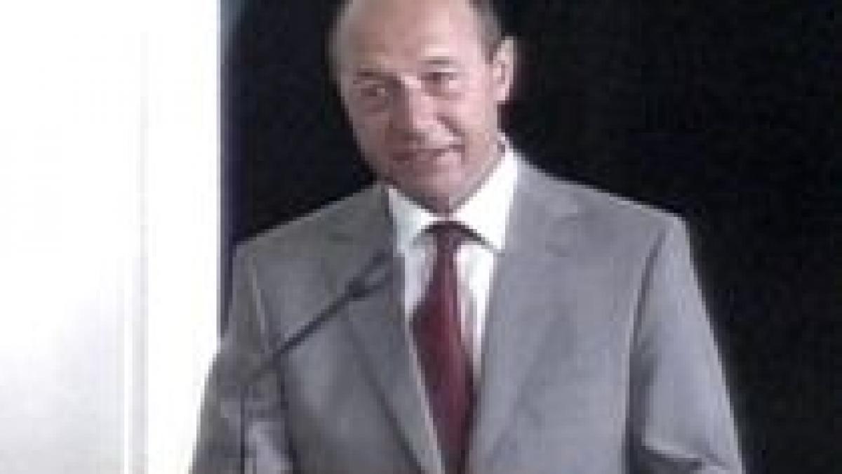 basescu trebuie sa recunoastem ca sistemul educational romanesc se afla in criza video