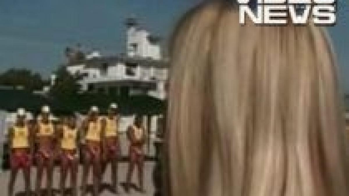 elena udrea impresionata pe litoral ce salvamari avem video