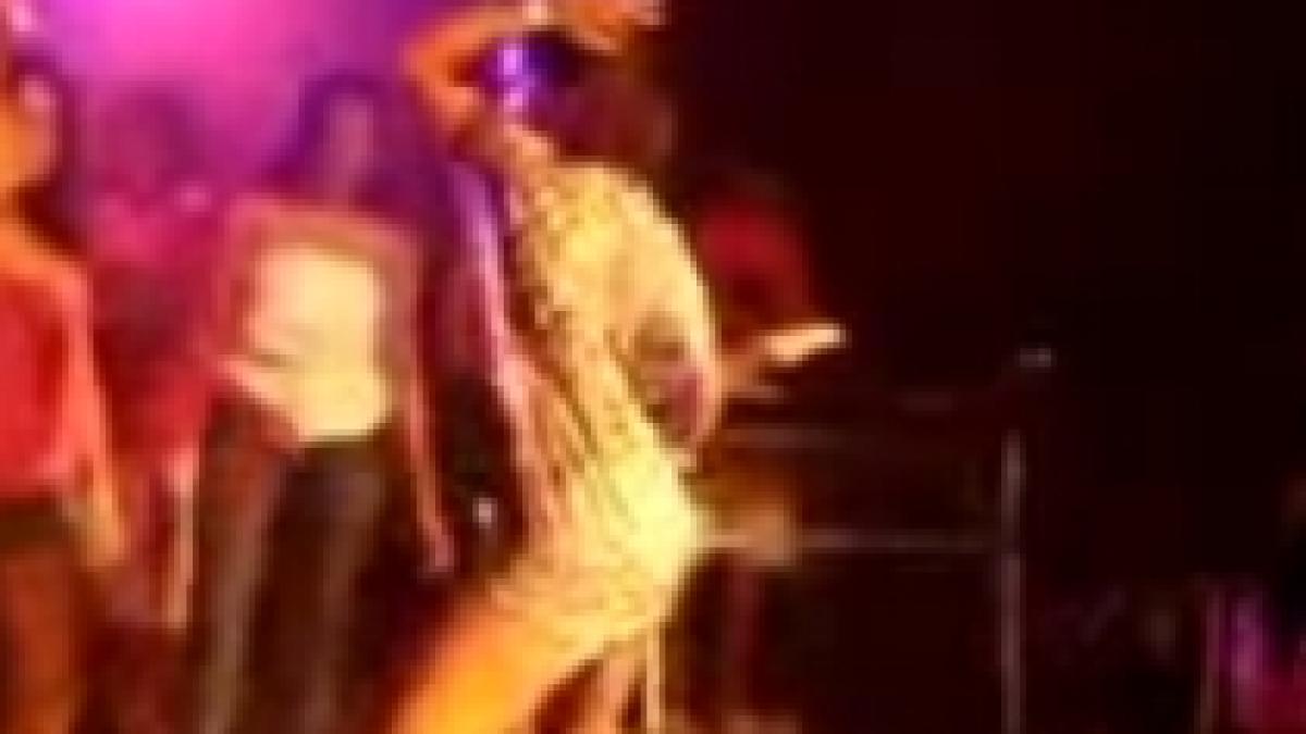 scandal la o scoala din brazilia dupa ce o profesoara a dansat lasciv video