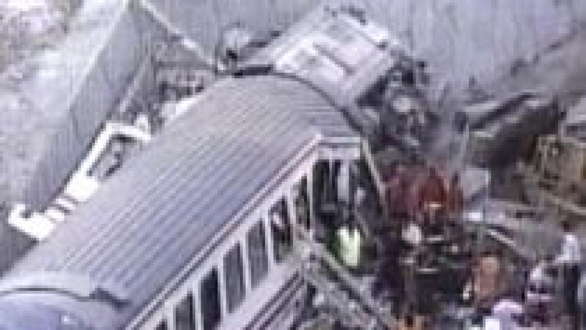 tragedie feroviara in turcia cinci morti si 20 de raniti dupa ce un tren s a ciocnit cu un camion