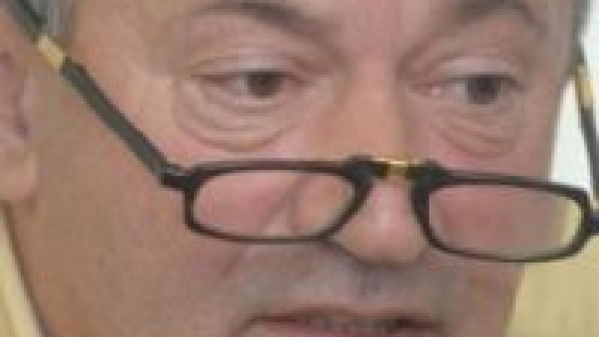 Sorin Roşca Stănescu: Traficanţii de arme provin din Departamentul de Înzestrare al MApN