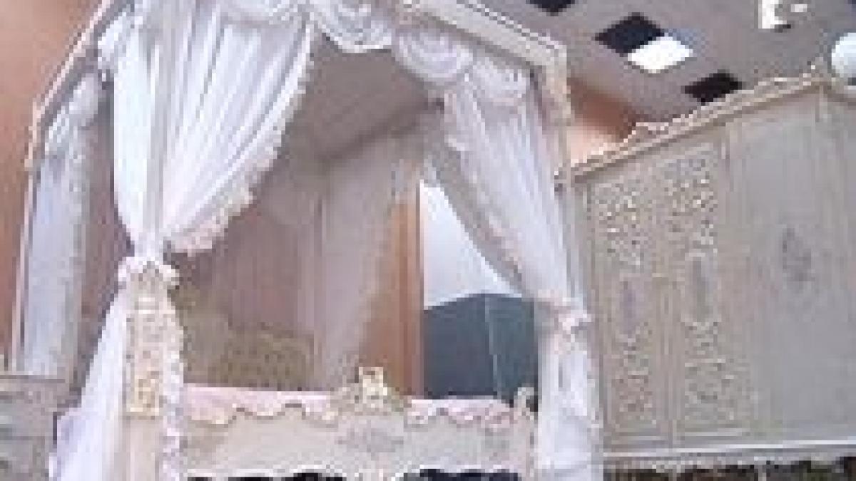 producatorii autohtoni de mobila se reorienteaza spre lemnul de import la mare cautare kitschurile