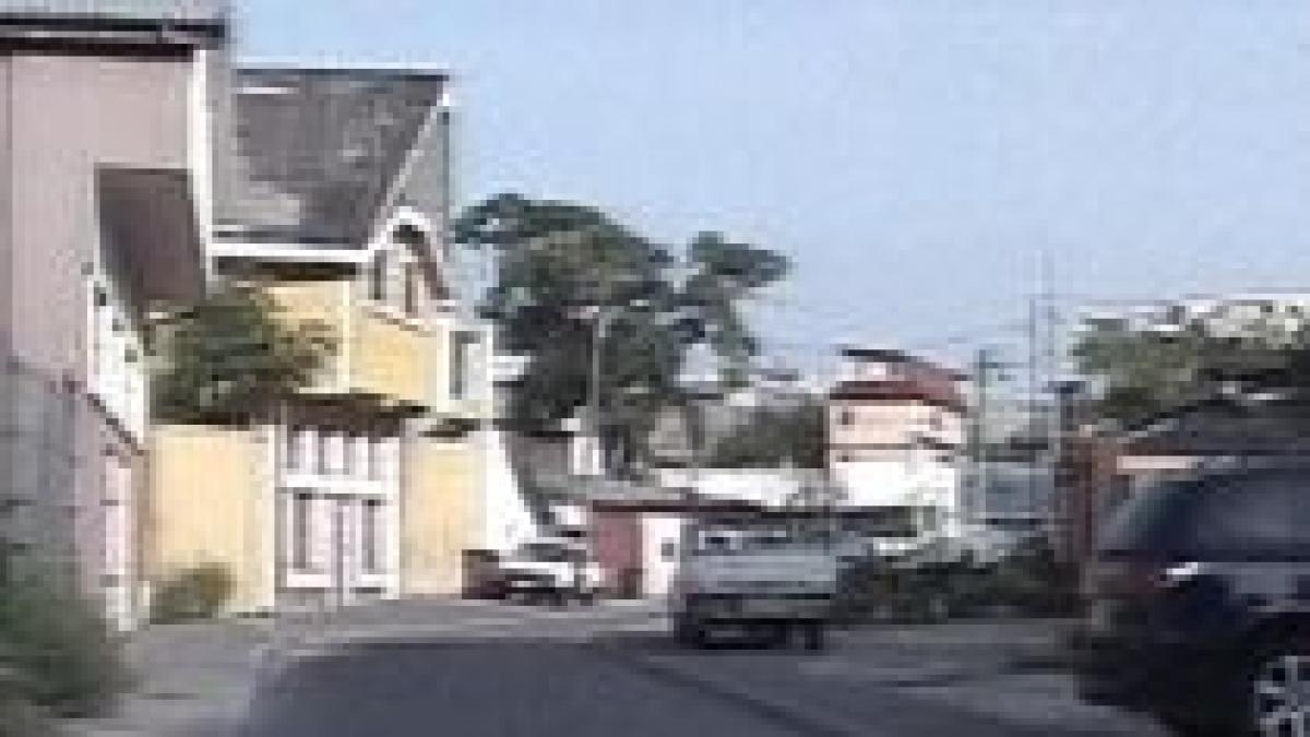 scandal in capitala mai multi oameni se plang ca sunt amenintati de un clan mafiot video