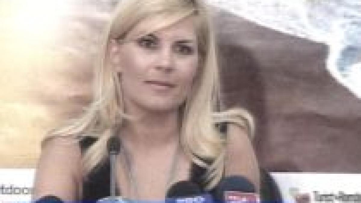elena udrea da vina pe mercenari e strategia psd si pnl cumparata cu milioane de dolari de la