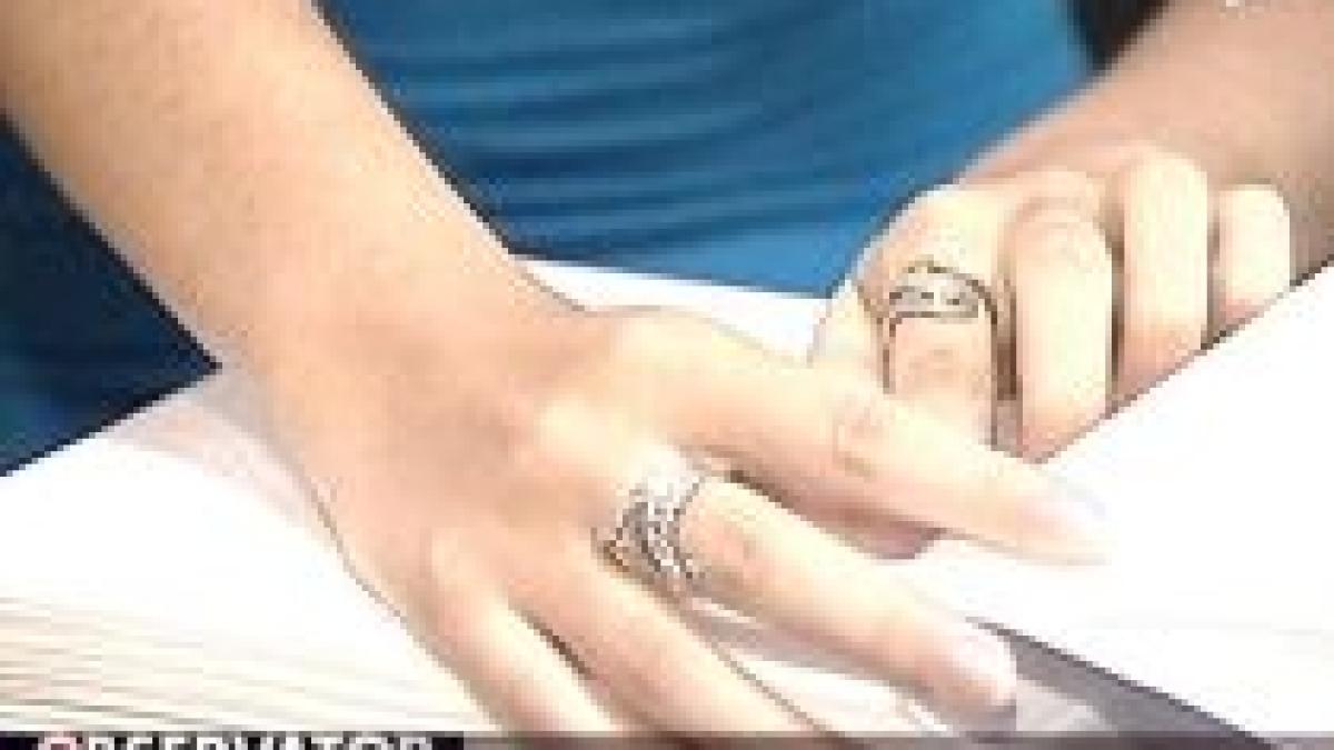 Elevii nevăzători, lăsaţi fără manuale Braille