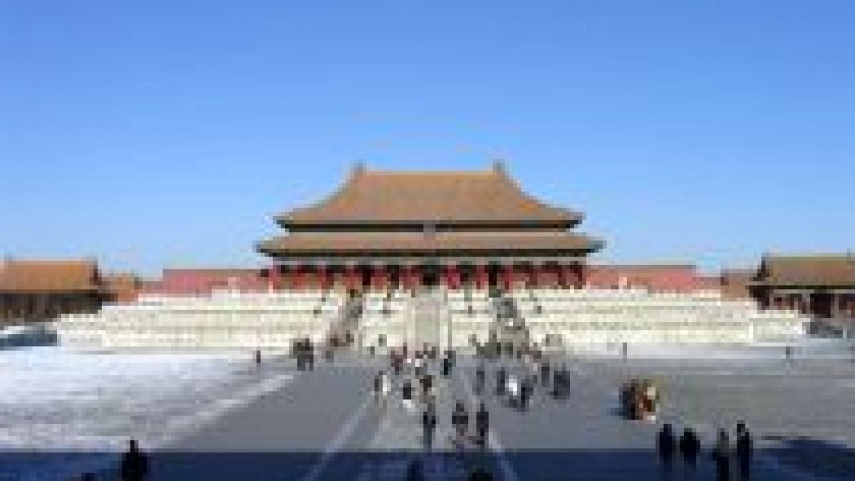 expozitie de bijuterii europene din ultimele doua secole gazduita in beijing