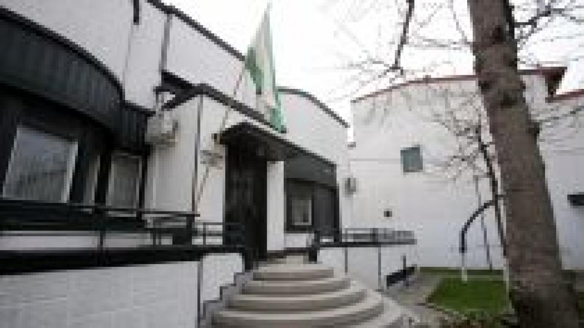 sediul udmr din capitala a fost spart marko bela e destul de ciudata coincidenta cu actiunile din