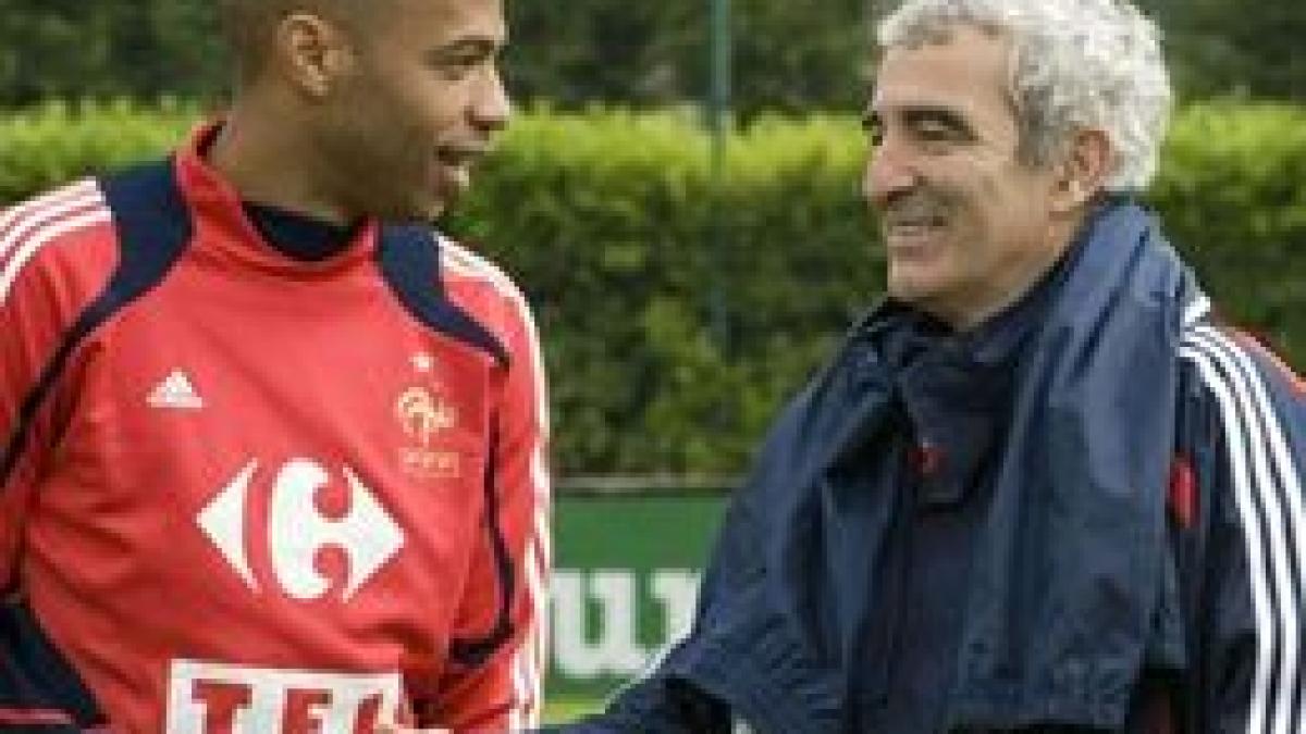 revolta cocosilor henry catre domenech ne plictisim la antrenamente si nu suntem organizati pe teren