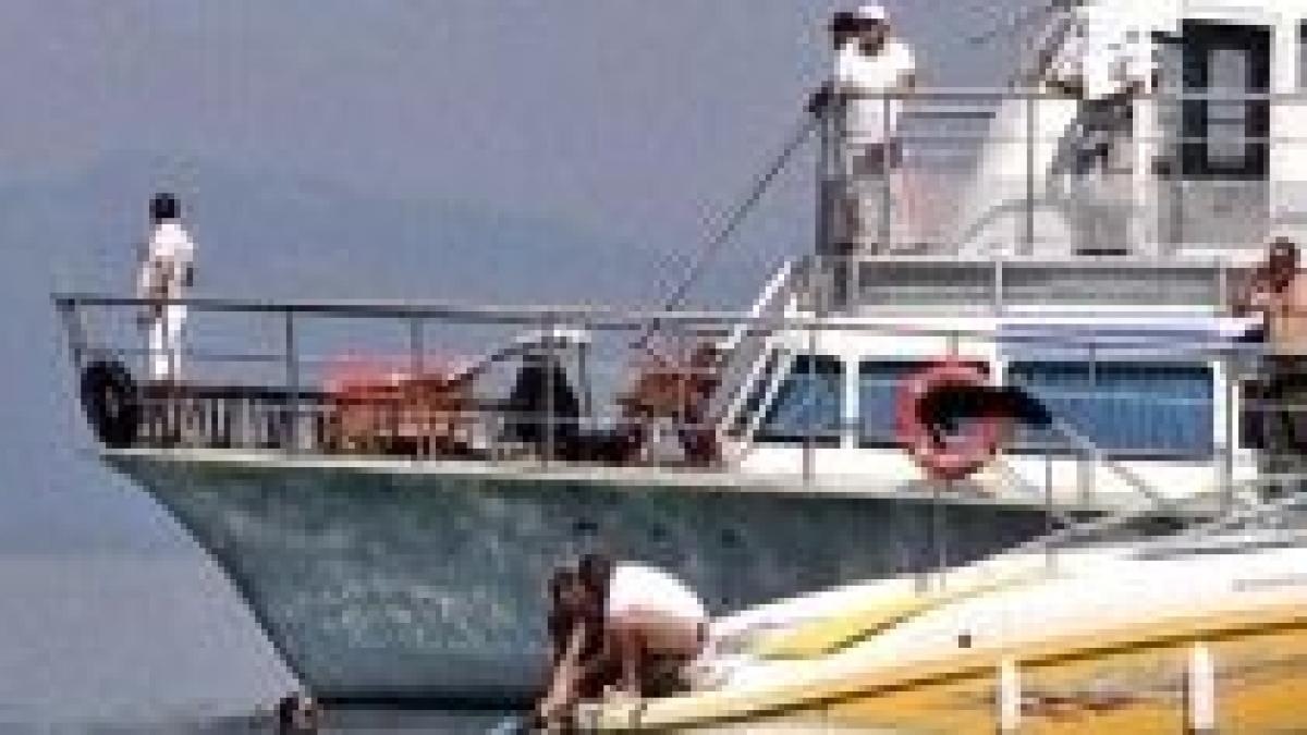 supravietuitorii vasului scufundat in macedonia sustin ca medicii le au cerut bani pentru ingrijiri