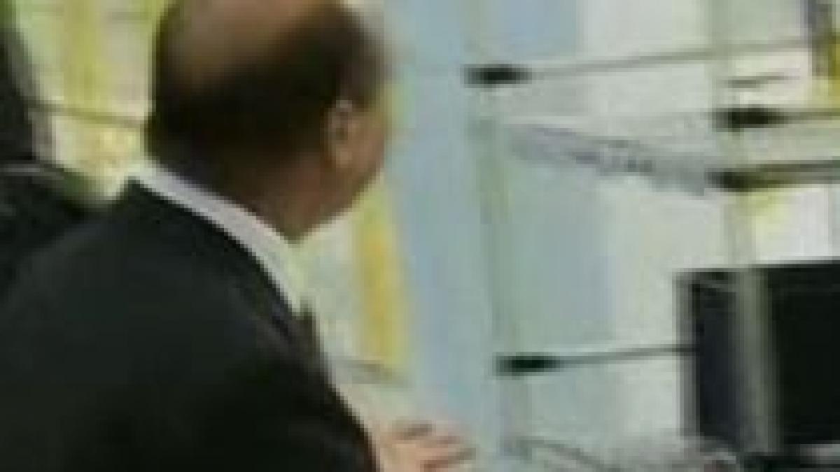 basescu dupa lansarea ford ce faceti fetelor hai sa producem video