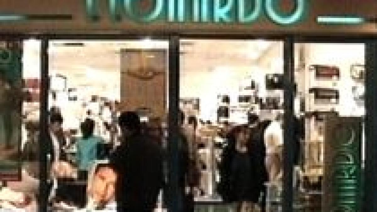 leonardo la un pas de faliment cel mai mare lant romanesc de magazine de incaltaminte a trecut la