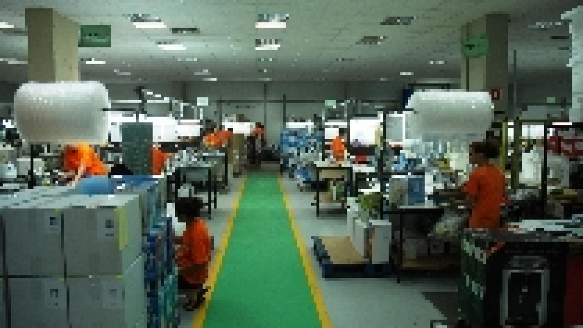 preturi mai mici cu 60 pentru produsele electronice si electrocasnice reconditionate