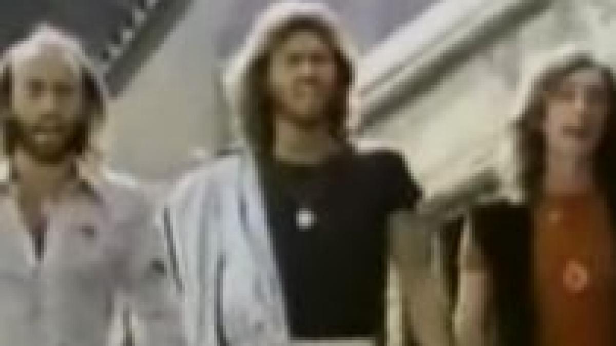 trupa bee gees revine pe scena la sase ani de la decesul unuia dintre membri