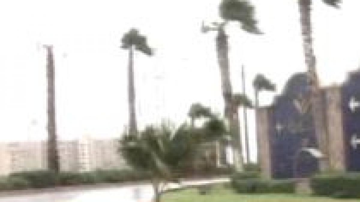 Alertă în Atlantic. Furtuna tropicală Fred s-a transformat în uragan