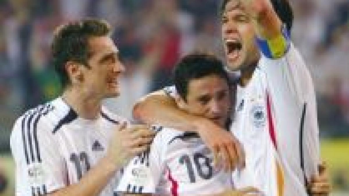preliminarii cm 2010 grupa 4 razboi in doi germania si rusia se bat pentru primul loc