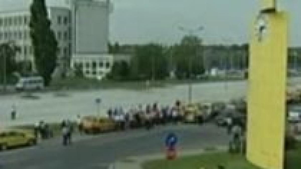 protest la otopeni taximetristii nemultumiti de ordinul care le interzice accesul pe aerport video
