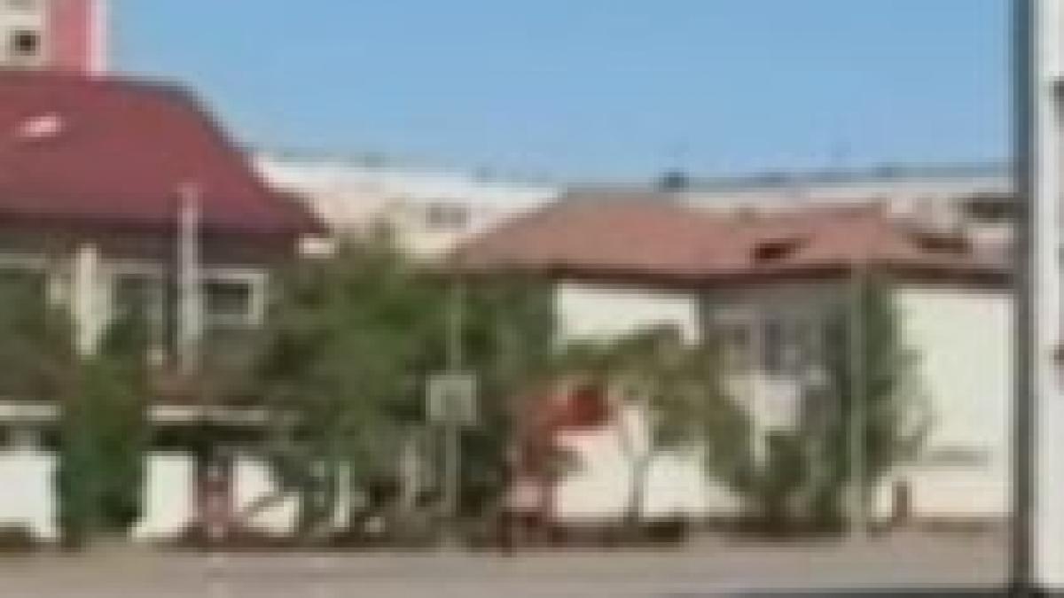 scandal sexual la o scoala din baia mare directorul acuzat ca a vorbit despre sex cu elevele video