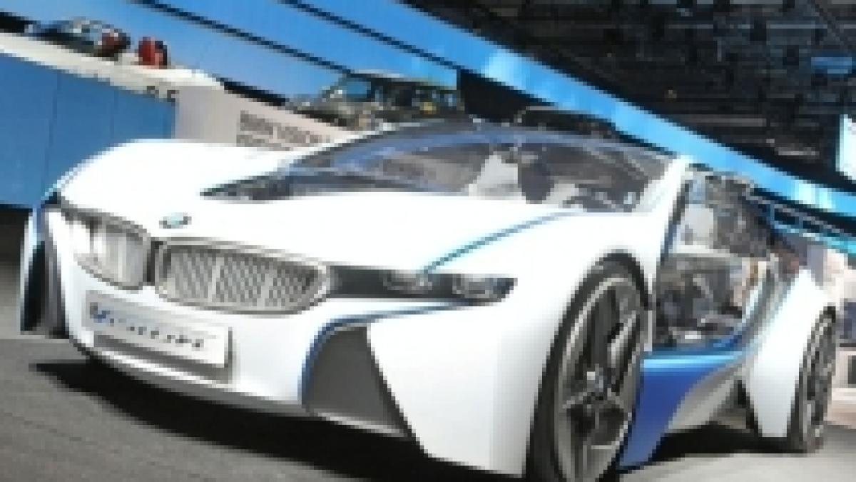 bmw vision efficientdynamics un superconcept hibrid prezentat la frankfurt foto