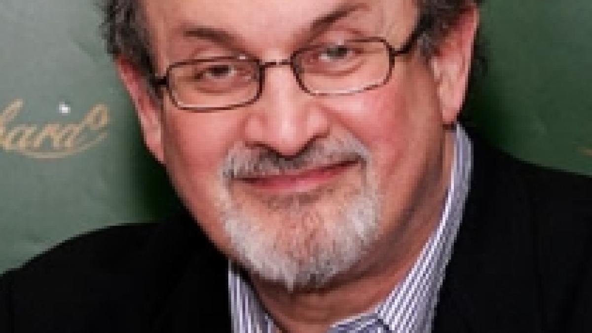 scriitorul salman rushdie ar putea vizita romania in luna noiembrie
