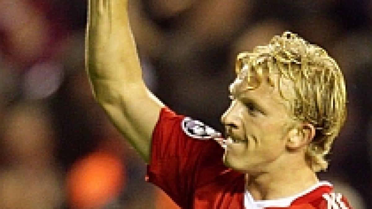 liverpool debreceni 1 0 victorie la limita a englezilor