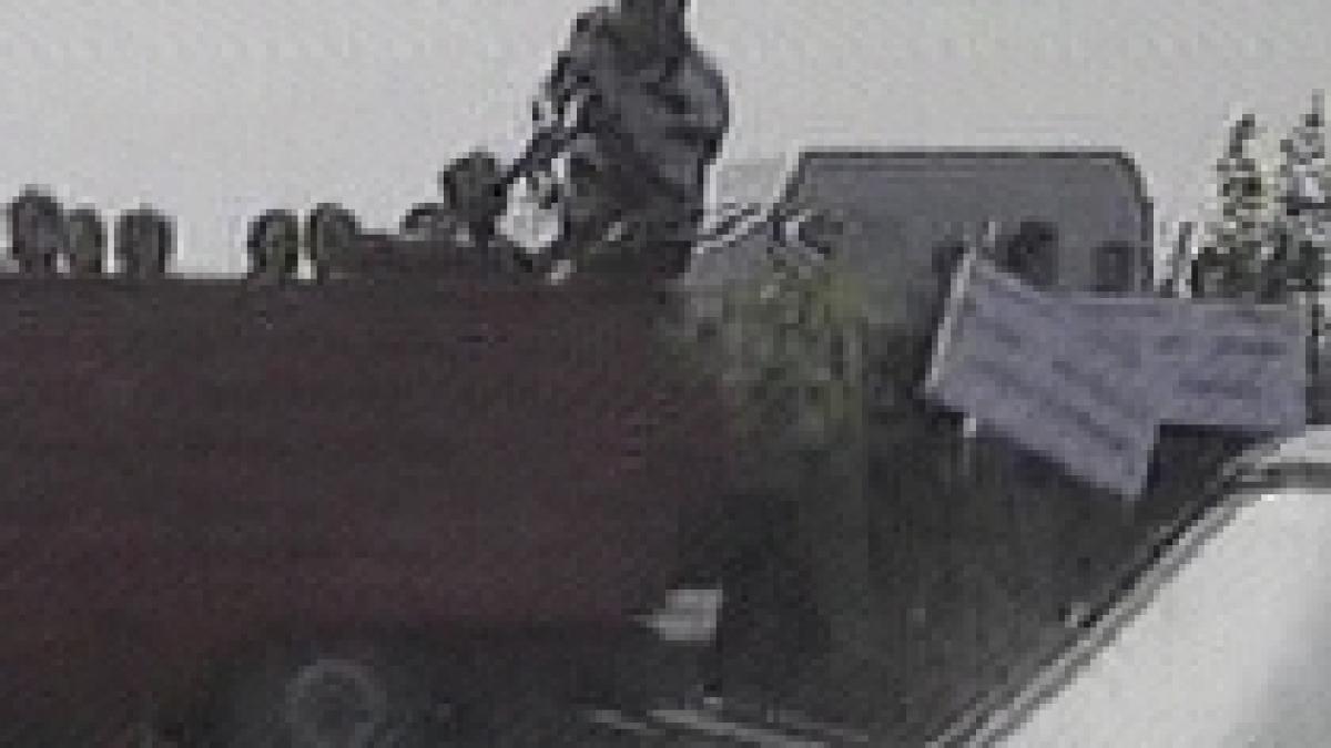 podgorenii vranceni si au aruncat productia pe sosea ca protest fata de pretul mic al strugurilor