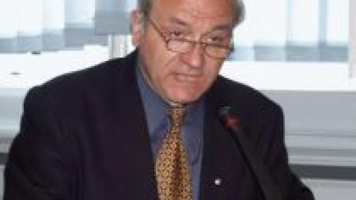 presedintele cj brasov aristotel cancescu atacat cu bere de o femeie